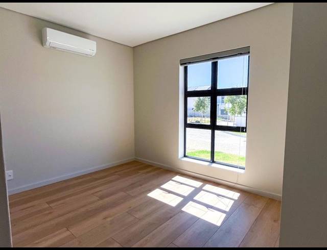 3 BEDROOM HOUSE FOR SALE IN LEMOENKLOOF